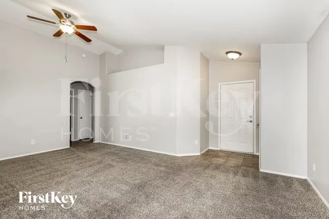 3609 W Tina Ln Glendale, AZ 85310 photo 2