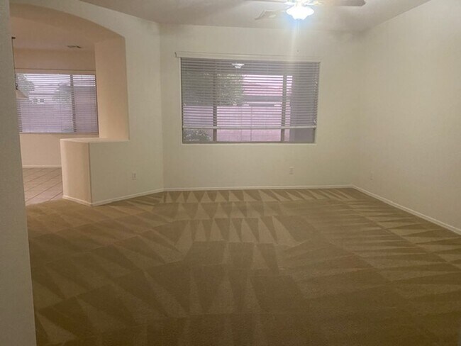 18628 E Kingbird Dr Queen Creek, AZ 85142 photo 5