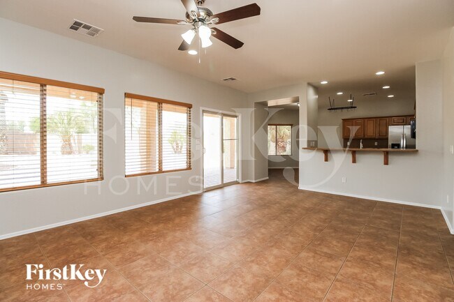 29010 N Cactus Cir Queen Creek, AZ 85143 photo 4