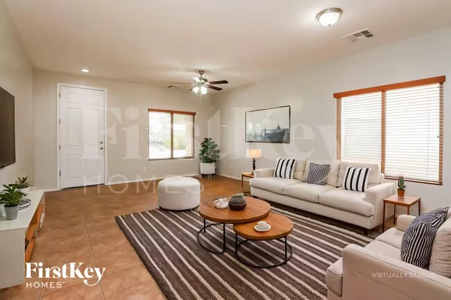 29010 N Cactus Cir Queen Creek, AZ 85143 photo 3