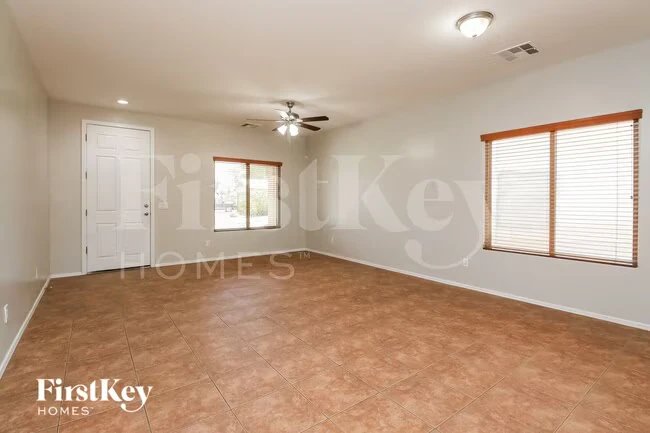 29010 N Cactus Cir Queen Creek, AZ 85143 photo 2