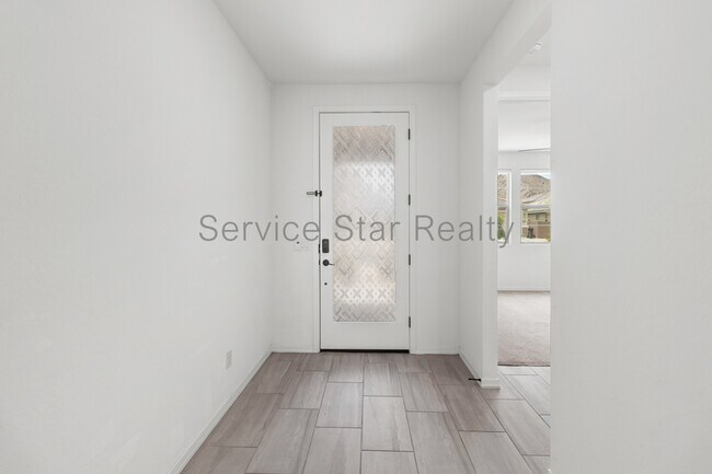 4238 Nora Dr San Tan Valley, AZ 85144 photo 4