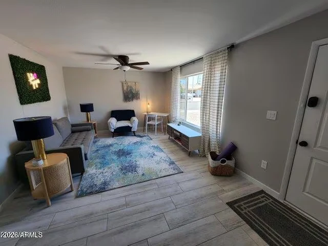630 E Julie Dr Tempe, AZ 85283 photo 3