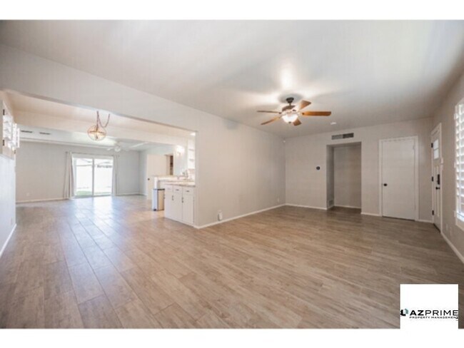 1838 E Hazelwood St Phoenix, AZ 85016 photo 5
