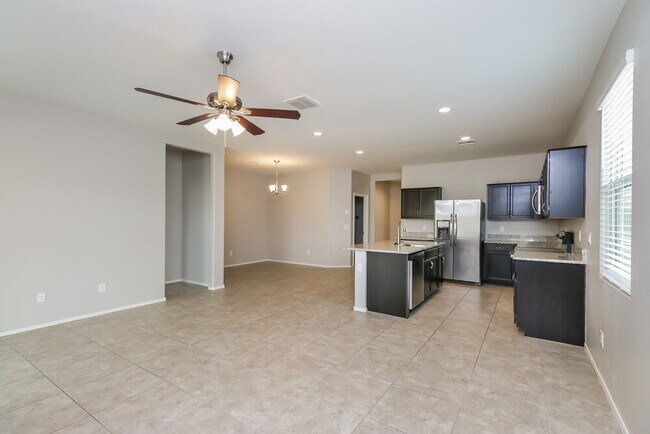5161 E Wallace Wy San Tan Valley, AZ 85143 photo 3