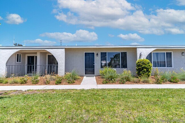 3515 Boussock Ln Oceanside, CA 92057