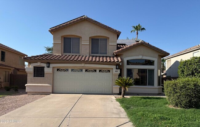 518 W Scott Ave photo 2