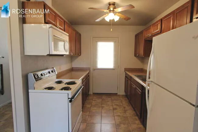 1020 N Pueblo Dr Casa Grande, AZ 85122 photo 4