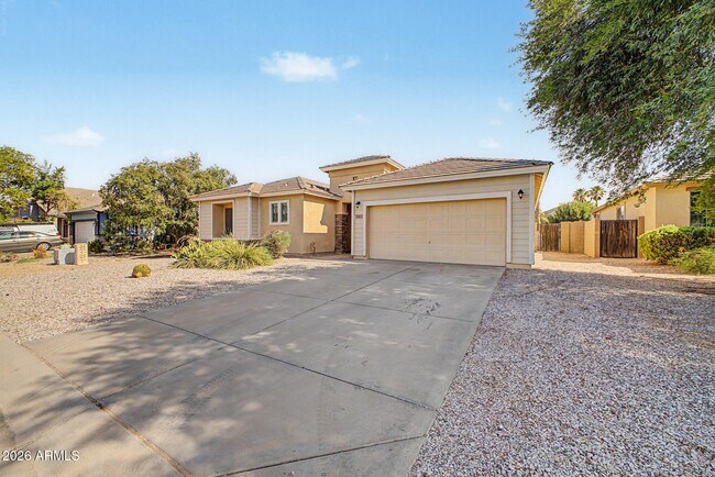 2465 W Quick Draw Way photo 5