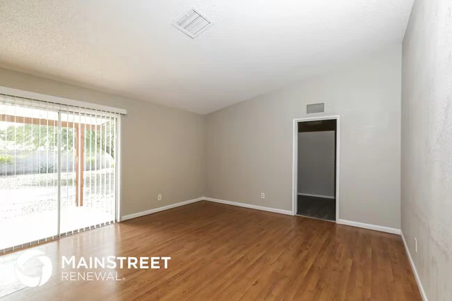 1 W Kerry Ln Phoenix, AZ 85027 photo 5