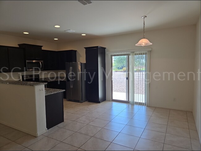 486 S 224th Dr Buckeye, AZ 85326 photo 4