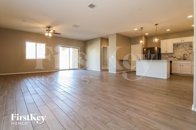 21380 W Monte Vista Rd Buckeye, AZ 85396 photo 5