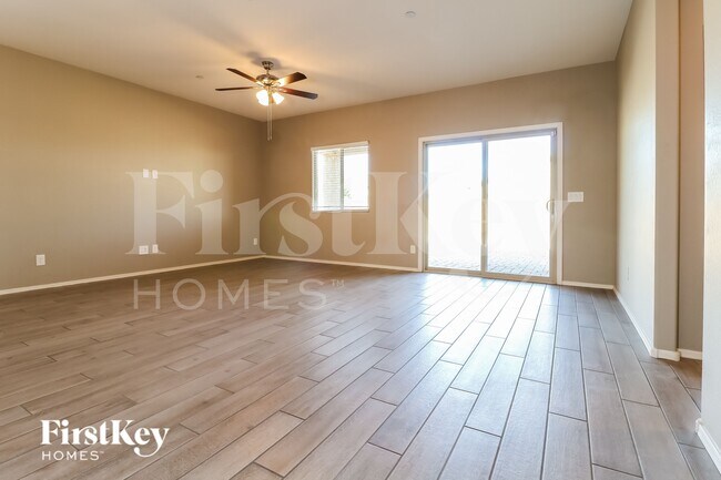 21380 W Monte Vista Rd Buckeye, AZ 85396 photo 3