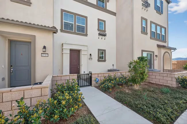 40379 Melrose Dr Temecula, CA 92591 photo 3