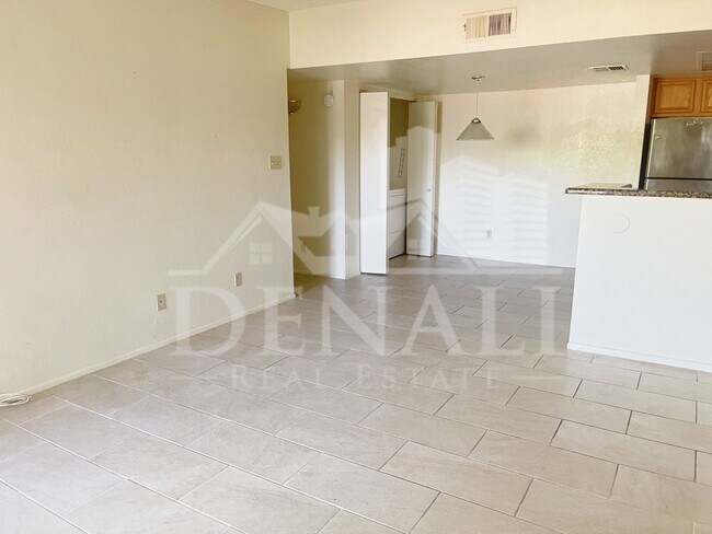 5757 W Eugie Ave Glendale, AZ 85304 photo 5