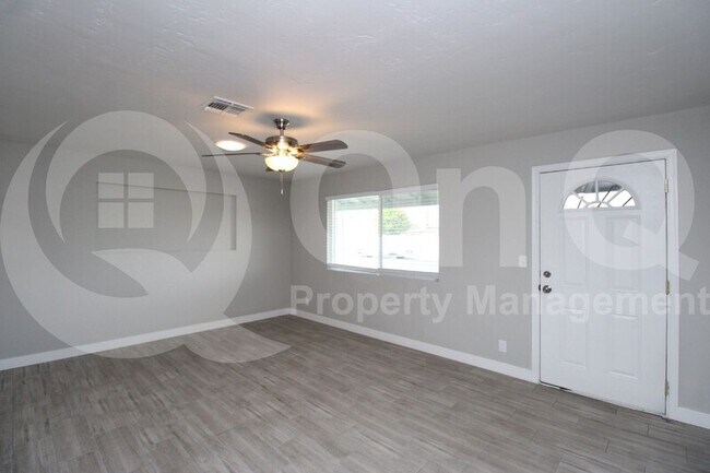 523 N Kirchoff Mesa, AZ 85203 photo 5