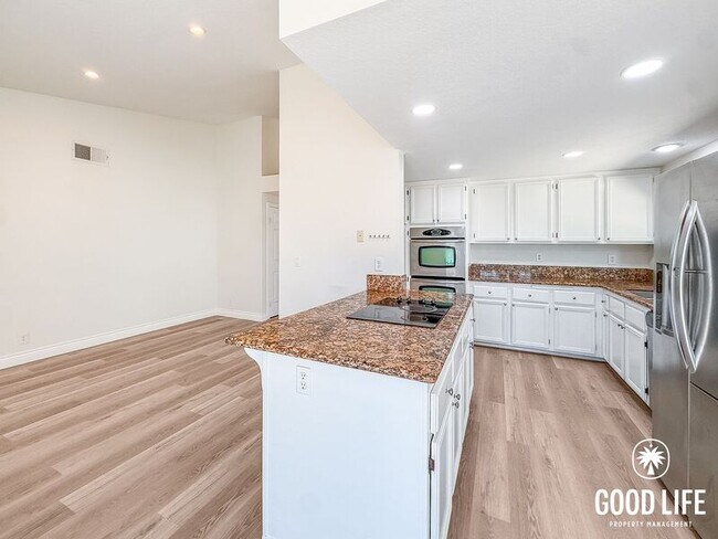 11775 Scripps Lake Dr San Diego, CA 92131 photo 5