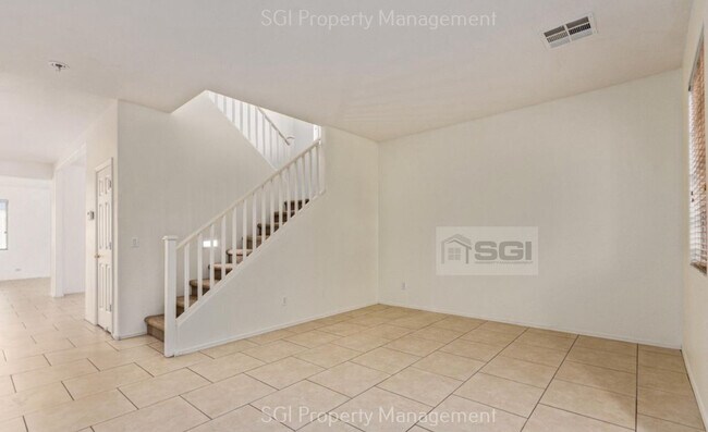 6414 S 72nd Ln Phoenix, AZ 85339 photo 2