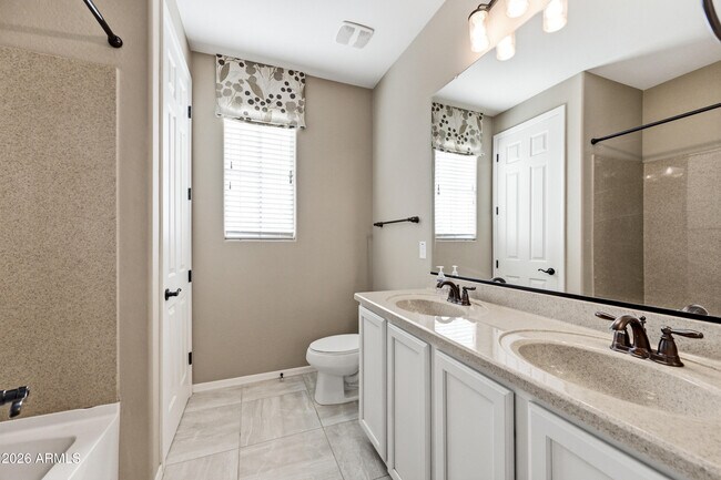 1930 E Horseshoe Dr Chandler, AZ 85249 photo 5