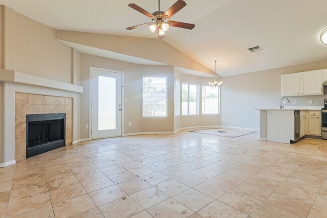 4605 E Douglas Ave Gilbert, AZ 85234 photo 4