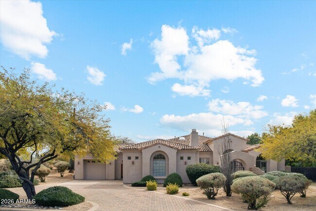 8451 E High Point Dr photo 3