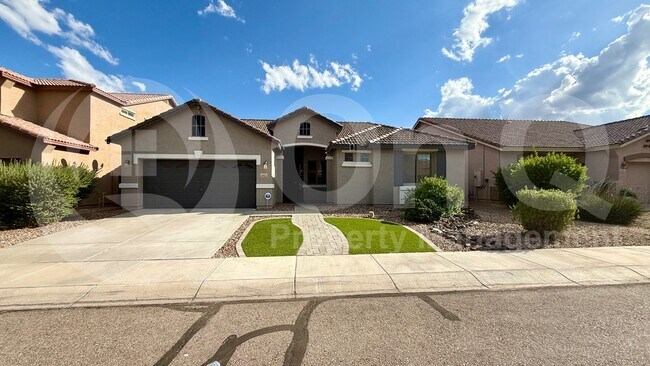 4927 W Magdalena Ln Phoenix, AZ 85339 photo 2