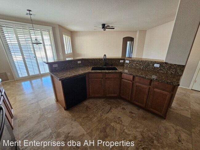 2936 E Country Shadows St Gilbert, AZ 85298 photo 3