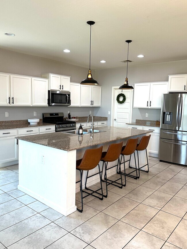 37391 El Morro Trail San Tan Valley, AZ 85140 photo 2