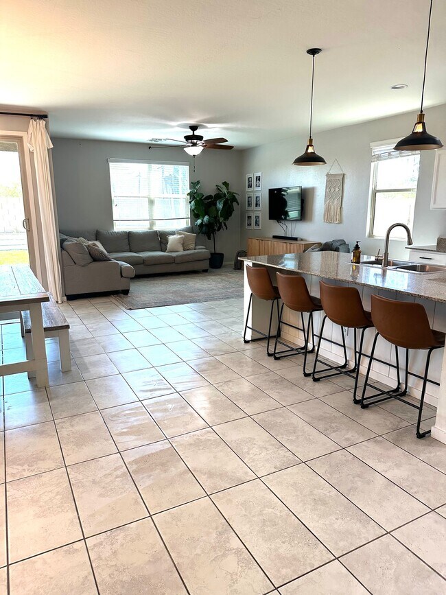 37391 El Morro Trail San Tan Valley, AZ 85140 photo 3