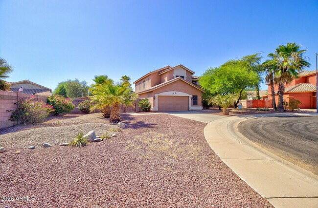 1920 N Palo Verde Ct photo 2