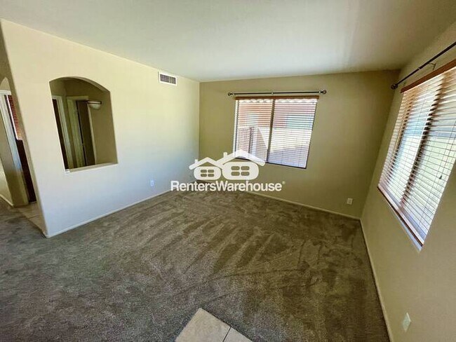 371 E Embassy Dr San Tan Valley, AZ 85143 photo 4