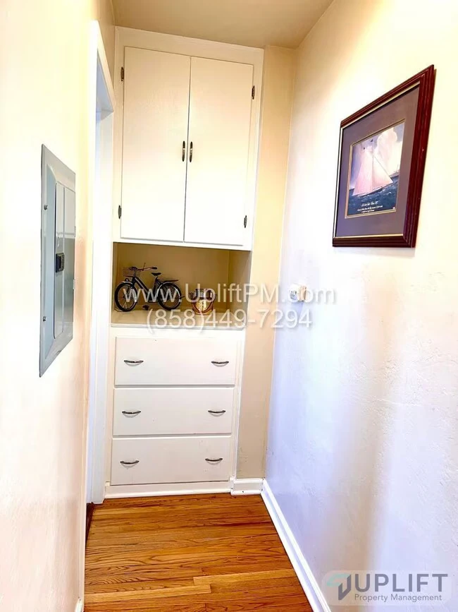4122 Gamma St San Diego, CA 92113 photo 3