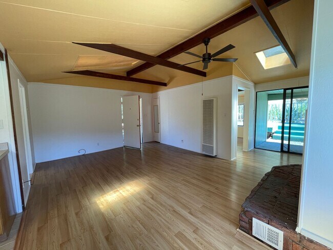 10620 River Rd Forestville, CA 95436 photo 5