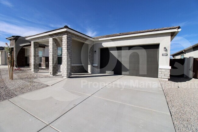 15604 W Smoketree Dr Surprise, AZ 85387 photo 2