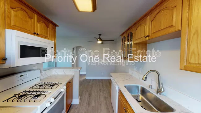 4425 50th St San Diego, CA 92115 photo 4