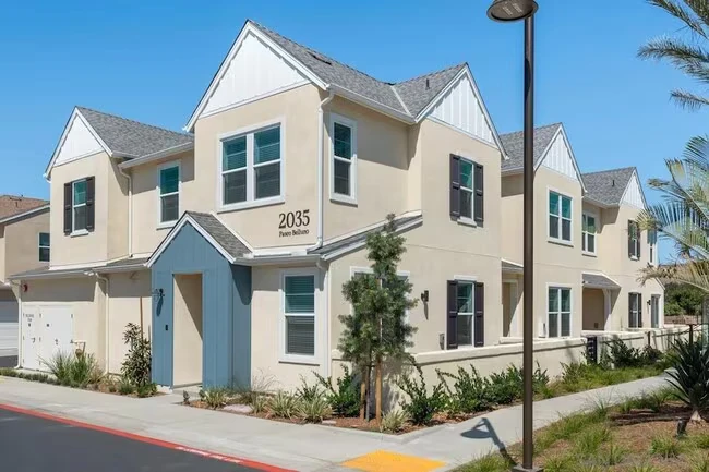 2075 Paseo Belluno Chula Vista, CA 91913 photo 2