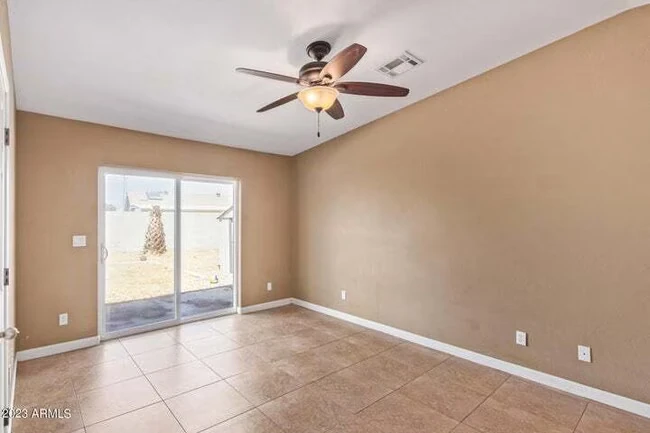 3140 W Villa Rita Dr Phoenix, AZ 85053 photo 4