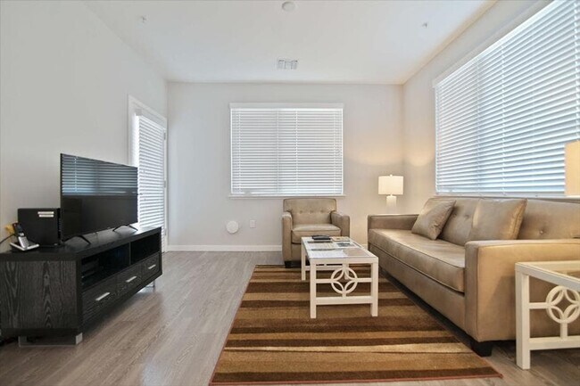 3639 Haven Ave Menlo Park, CA 94025 photo 2