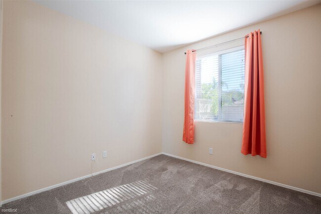 33209 Puffin St Temecula, CA 92592 photo 5