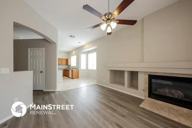 6332 W Pontiac Dr Glendale, AZ 85308 photo 3