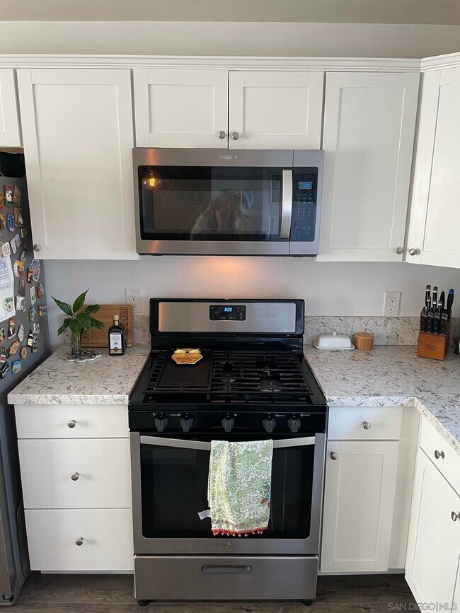 4642 34th St San Diego, CA 92116 photo 2