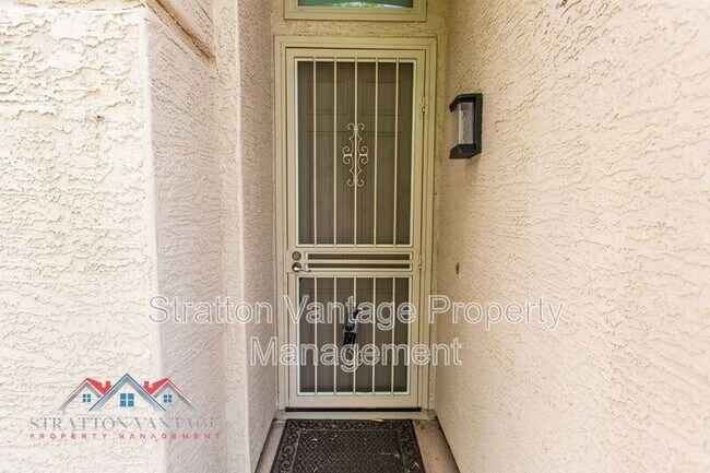 981 N Florence Dr Chandler, AZ 85226 photo 5