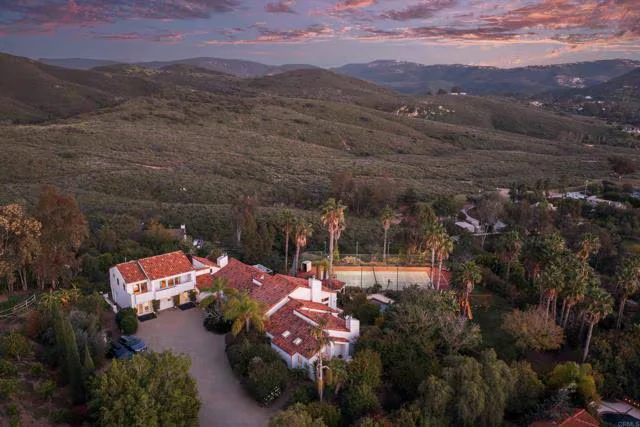 20780 Fortuna Del Norte Escondido, CA 92029 photo 3