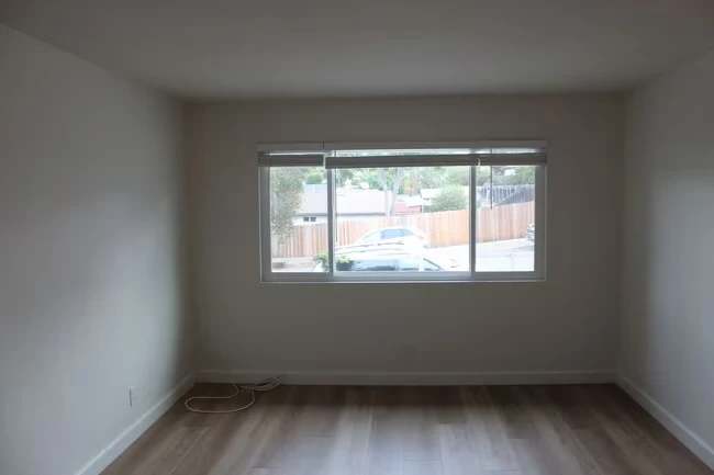 331 Rebecca Ave Vista, CA 92084 photo 5