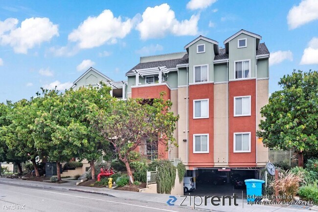 2330 University Avenue
