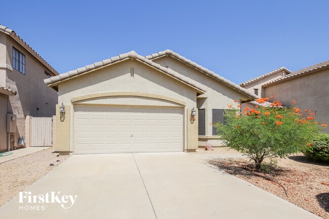 8764 W Laurel Ln photo 4