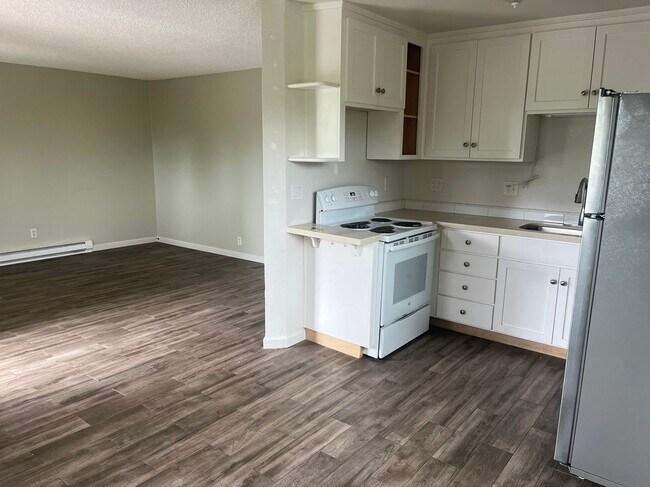 528 California Ave Santa Cruz, CA 95060 photo 3