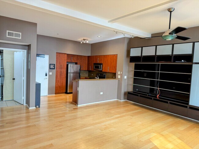 120 Island Ave San Diego, CA 92101