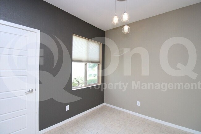 265 E Locust Dr Chandler, AZ 85286 photo 5