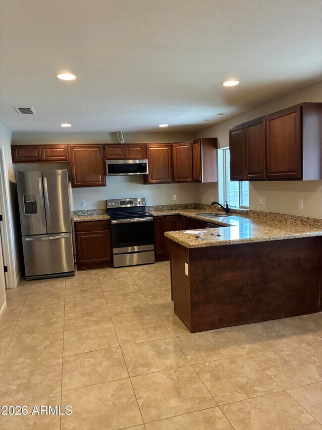 2058 E Fremont Dr Tempe, AZ 85282 photo 5